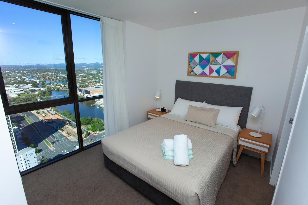 High Floor Ocean View Suites Broadbeach Gold Coast Buitenkant foto