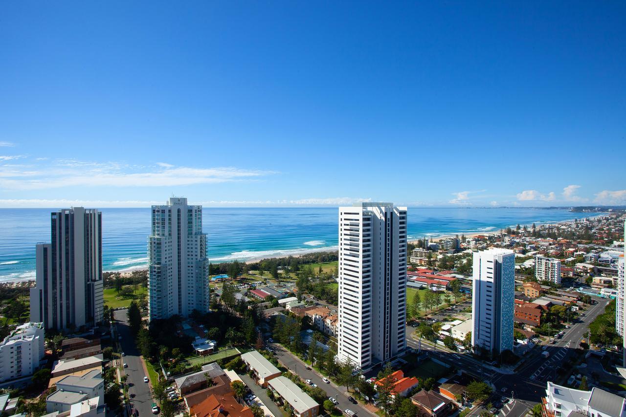 High Floor Ocean View Suites Broadbeach Gold Coast Buitenkant foto