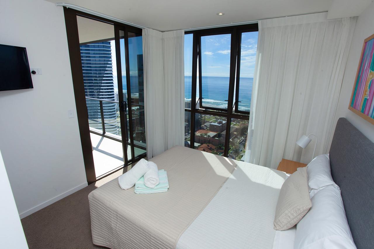 High Floor Ocean View Suites Broadbeach Gold Coast Buitenkant foto