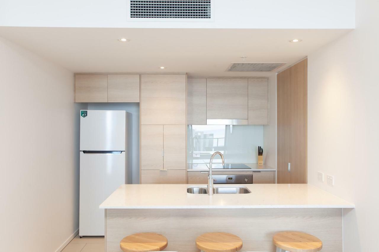 High Floor Ocean View Suites Broadbeach Gold Coast Buitenkant foto